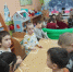 "Что такое Новый Год?" – громкое чтение, посвящённое Новогоднему празднику, по книгам Х. Патаки "Новогодняя сказка" и "Новогодняя энциклопедия. Подарки и украшения своими руками" для средней группы Красноборского детского сада провела заведующая Красноборской поселковой библиотекой Платонова П.А. - Межпоселенческая ЦБС