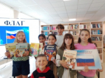 «Флаг России – символ Родины моей» – познавательный час, приуроченный ко Дню Государственного флага Российской Федерации, провела М.Л. Орлова , заведующая Тосненской сельской библиотекой.