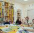 «Подарок для ёлочки» - мастер - класс прошёл в Ульяновской библиотеке семейного чтения, где участники научились делать ёлочные игрушки из бумаги. - Межпоселенческая ЦБС