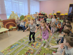 «Волшебный мир пингвинов» - экологическую беседу, посвящённую Дню осведомлённости о пингвинах, для комбинированной группы детского сада №17 п. Любань провела Анна Чижикова, заведующая Любанской сельской библиотекой .