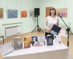 «Оборванная песня» - патриотическую встречу, посвящённую 120-летию со дня рождения Мусы Джалиля, для Совета ветеранов г. Любань, учащихся старших классов Сельцовской средней школы имени Е.М. Мелашенко провела Светлана Волкова, заведующая Любанской библиотекой семейного чтения.