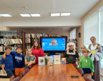 «Ромашка – символ единства» – тематическую беседу и мастер-класс ко Дню семьи, любви и верности провели Наталья Алейник, заведующая Андриановской сельской библиотекой, и Елена Петрова, руководитель детского объединения «Теремок рукоделия» Тарасовского дома культуры.